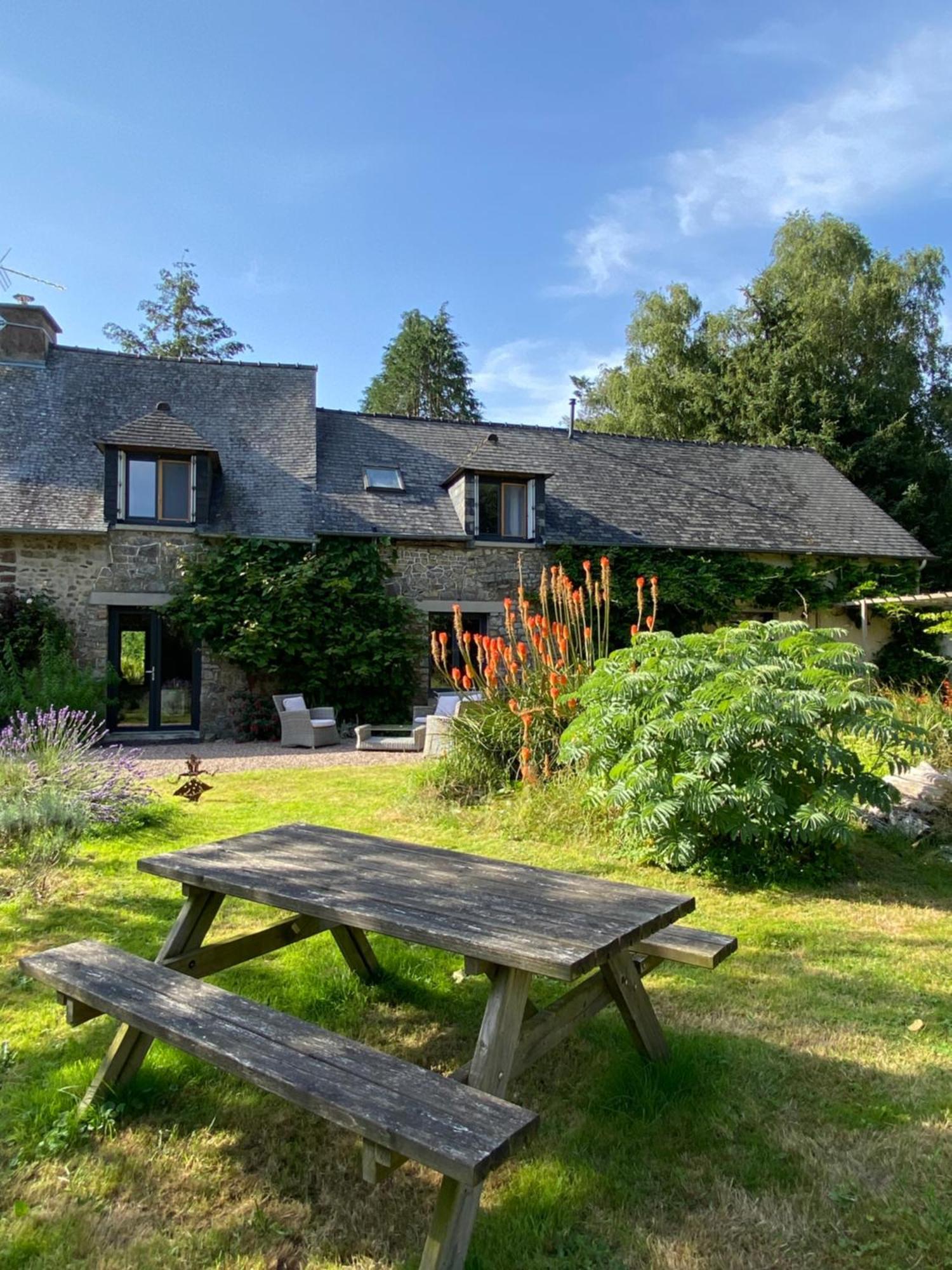 L'Hotie De Broceliande, Au Coeur Des Sites Naturels Et Legendaires Paimpont Bagian luar foto