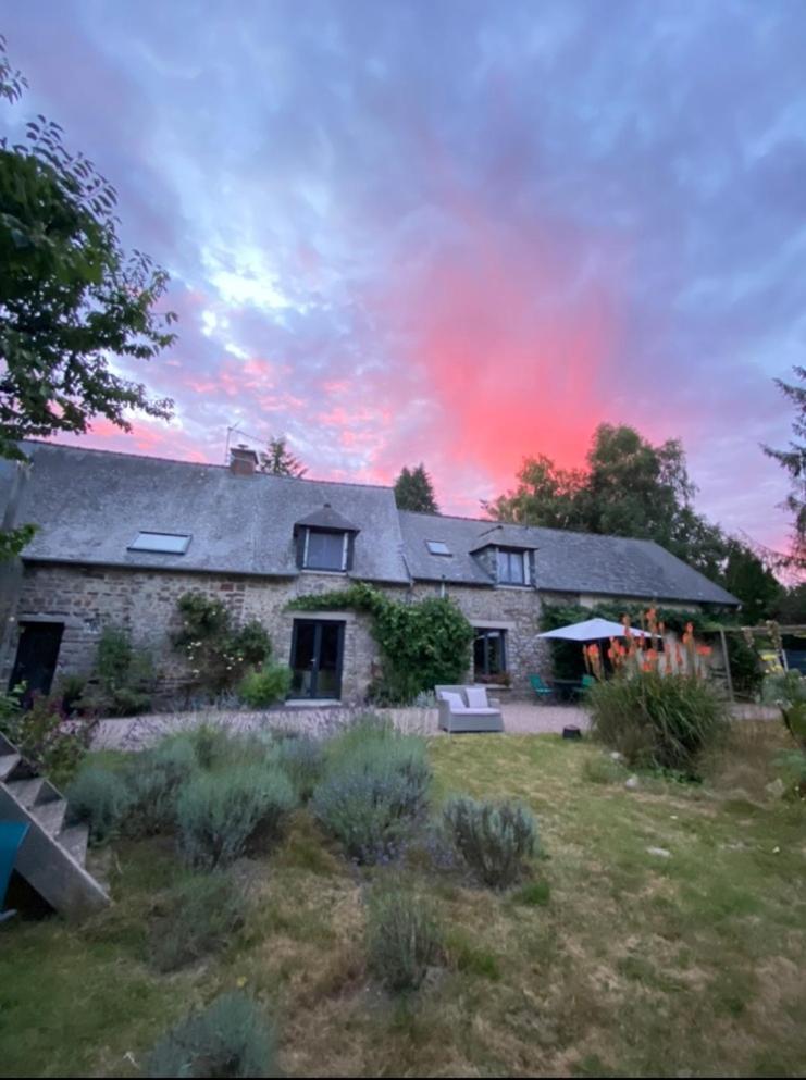 L'Hotie De Broceliande, Au Coeur Des Sites Naturels Et Legendaires Paimpont Bagian luar foto